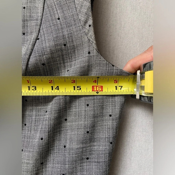 RW&CO  tailored fit and flared grey polka dot dress Sz 4 - Picture 11 of 11